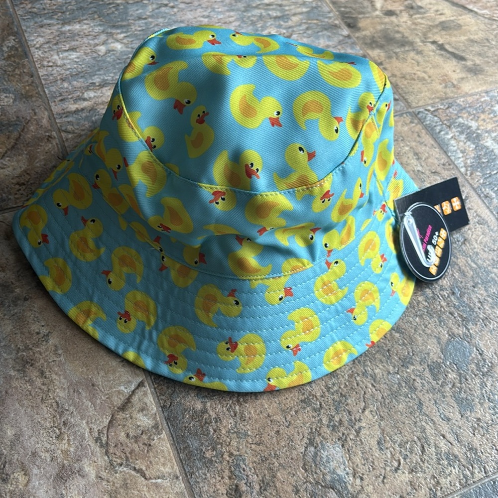 Cute Rubber Duck Print Bucket Hat - Blue/Yellow